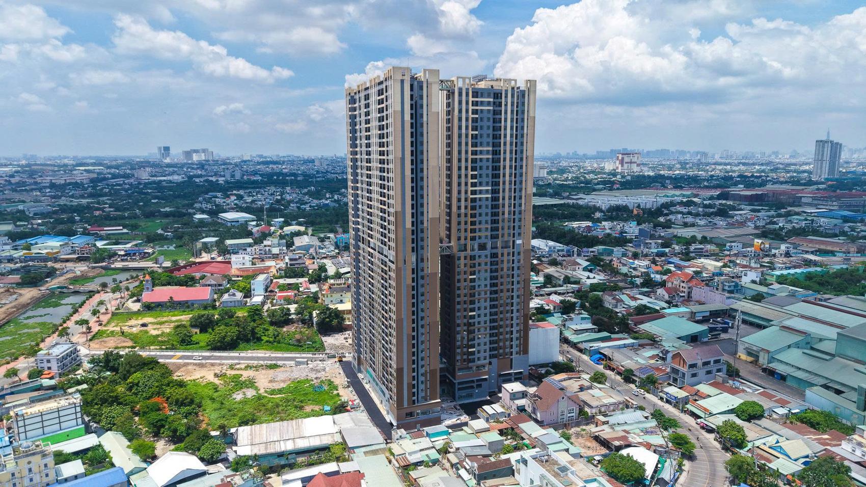 tien do thuc te at sky garden 2