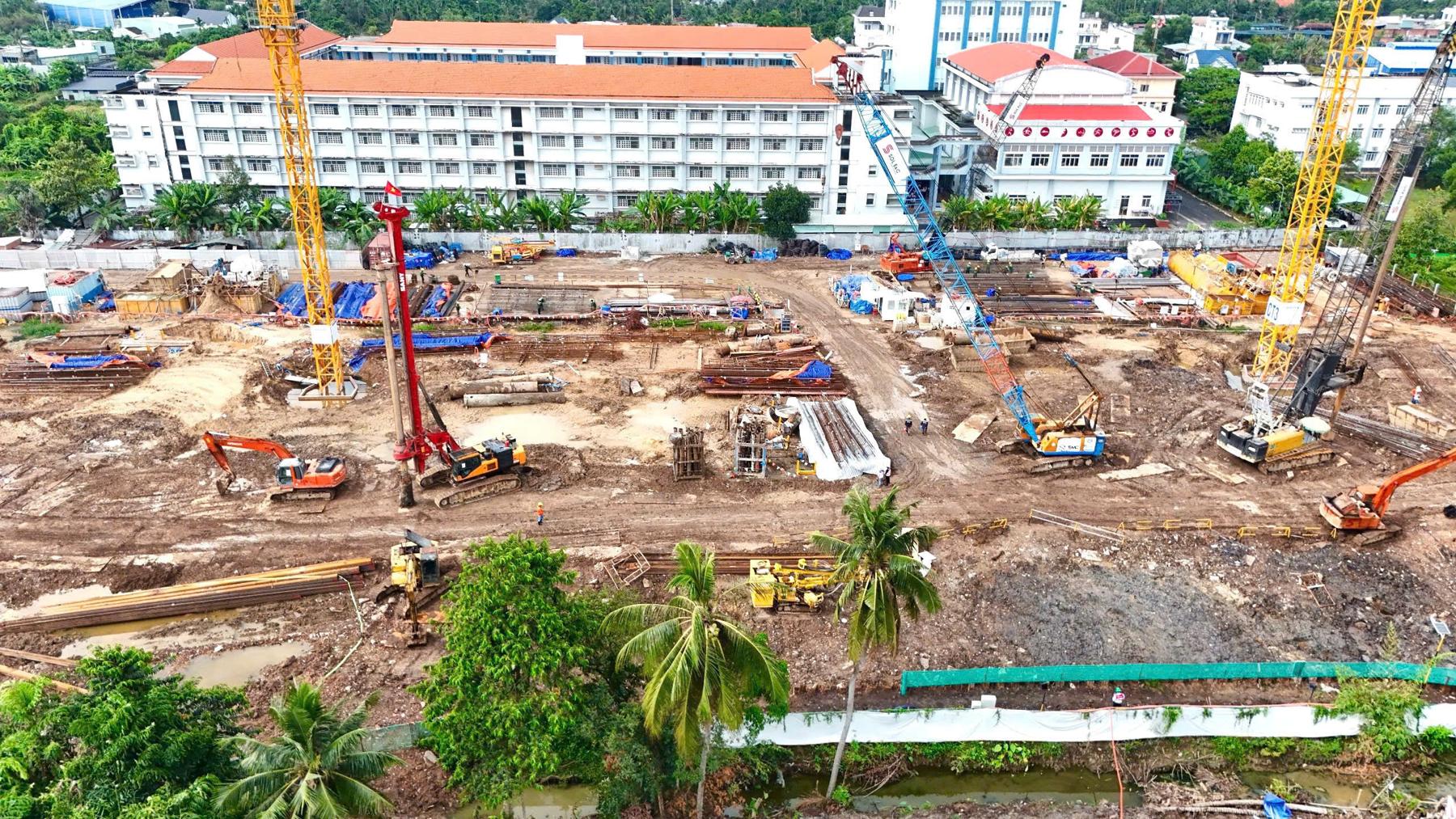 Tiến độ The Emerald Garden View 03.2026