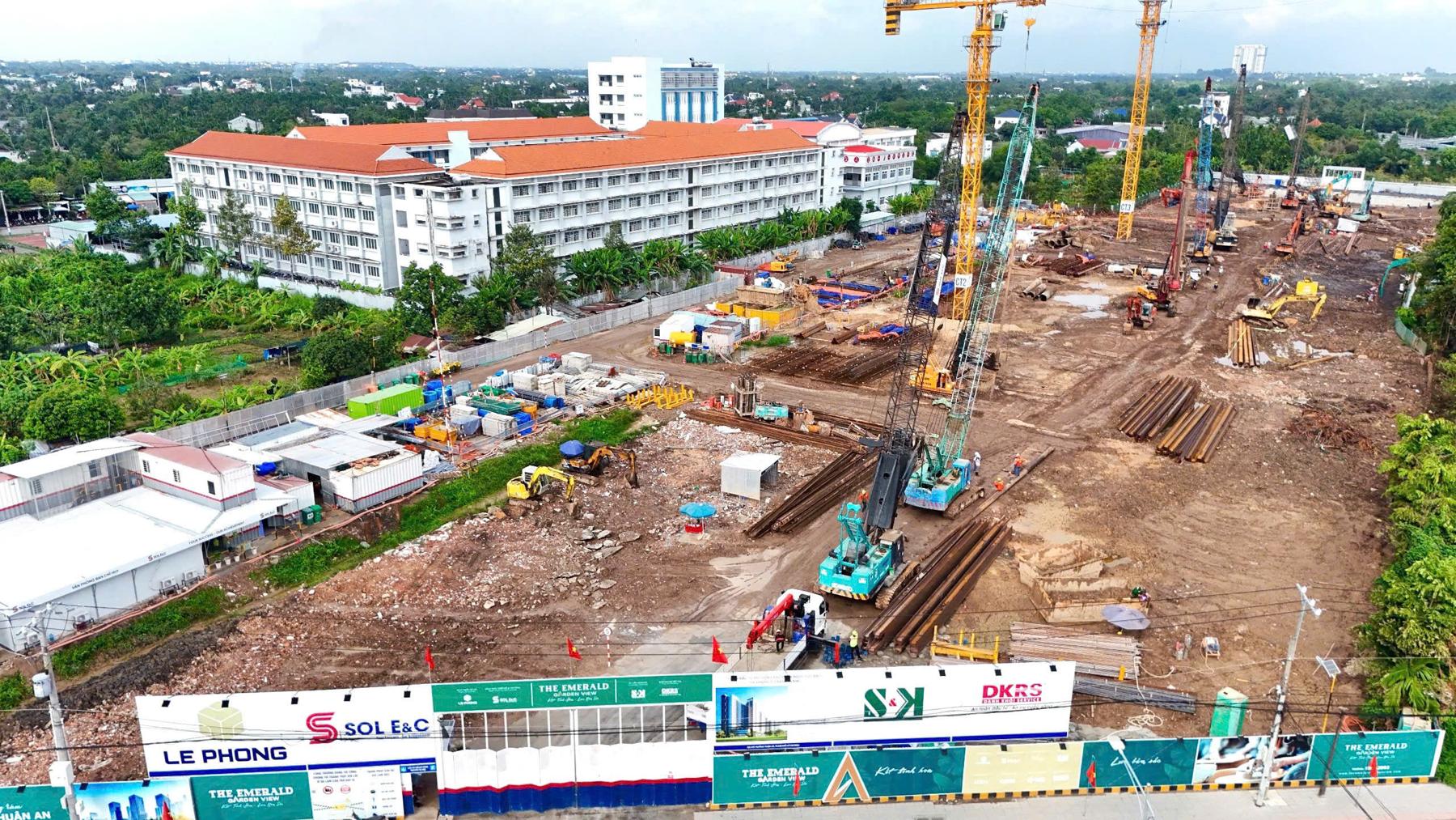 Tiến độ The Emerald Garden View 03.2026